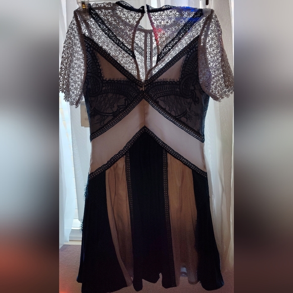 Self-Portrait dress - Picture 2 of 6